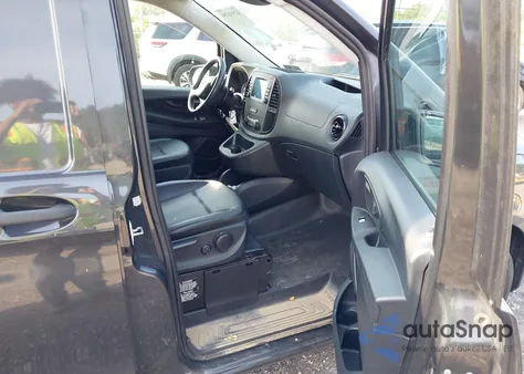 2021 Mercedes-Benz Metris из США, поврежденный, VIN W1YV0CEY2M3913283